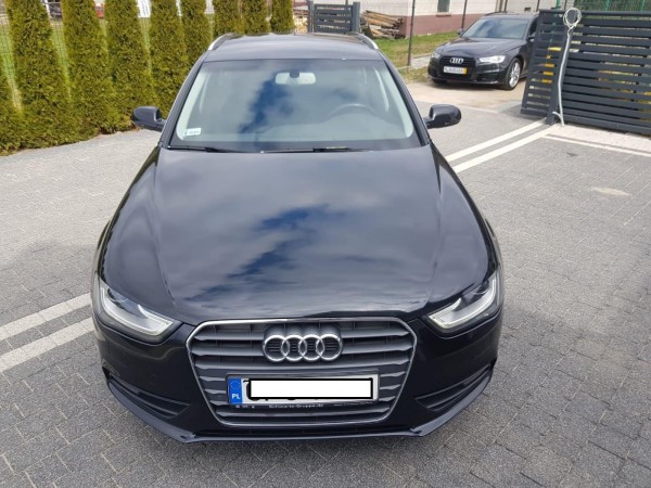 AUDI widok z przodu